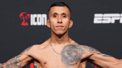 jeff molina video|UFC: le combattant Jeff Molina contraint de révéler sa bisexualité ...